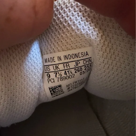 Adidas Superstar White and Black Shell Toe Purple Shock Women's Sneakers SZ9 - Picture 5 of 6